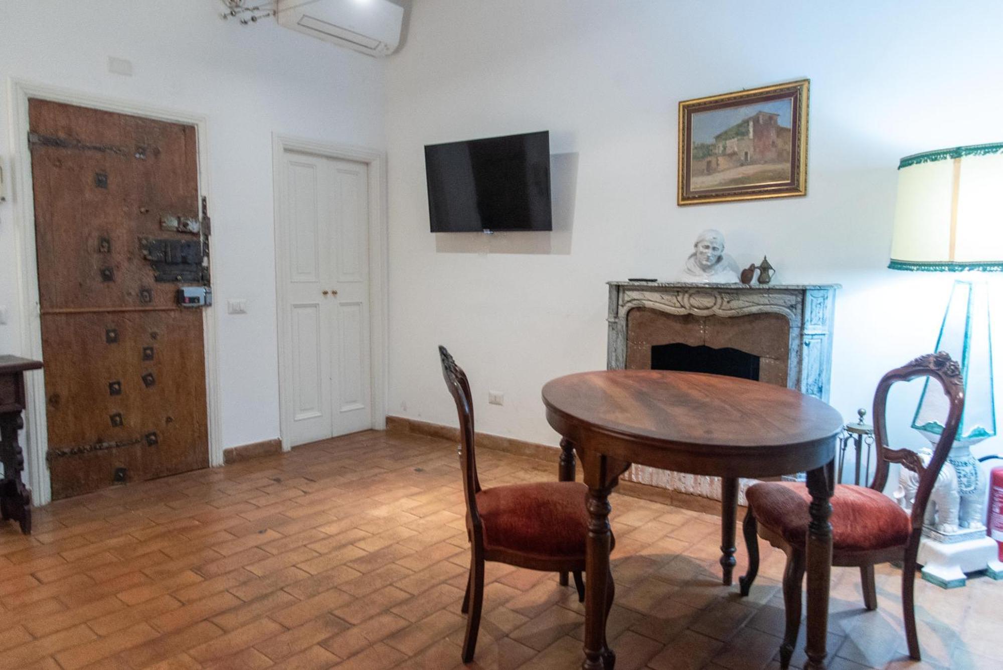 Apartamento Monti Bespoke *